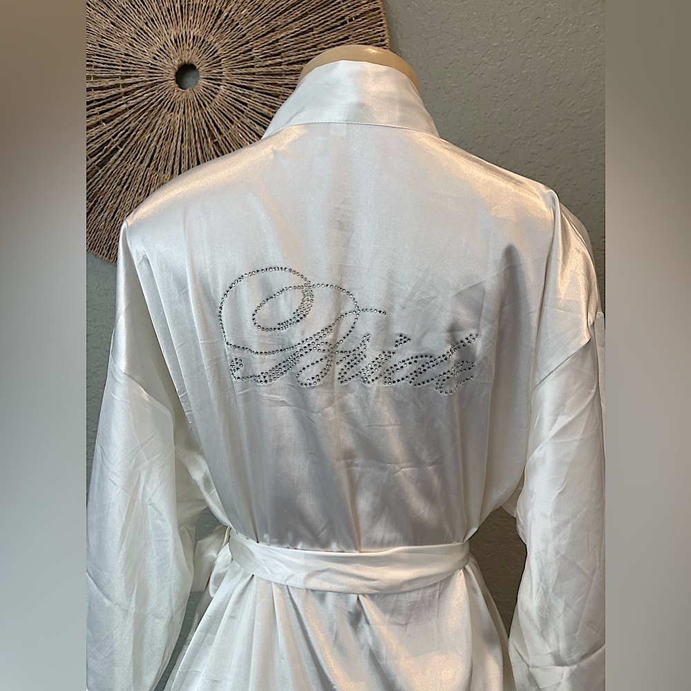 Bridal Satin Robe - Picture 5 of 7